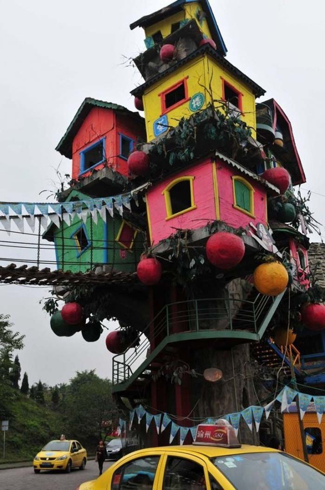 11.) This eyesore of a ramshackle building is on Chongqing’s Foreigner Street.