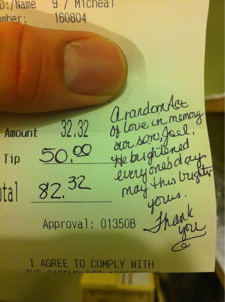 2. When these parents left a $50 tip in memory of the child they lost.